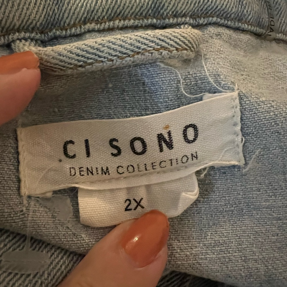 Plus 2X Denim Jean Jacket Distress Wash - Picture 7 of 7